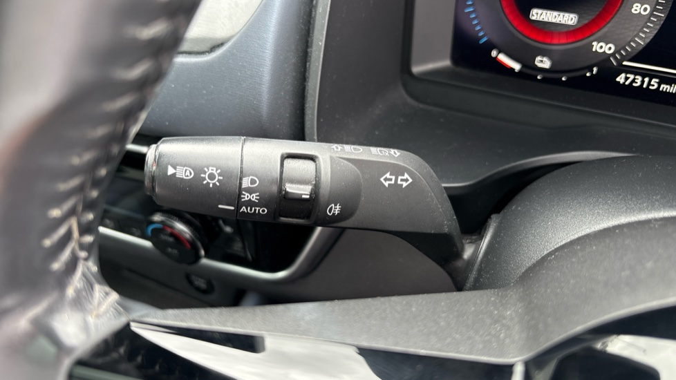 Nissan Qashqai 1.5 E-Power Tekna 5dr Auto Hybrid Hatchback - Image 35