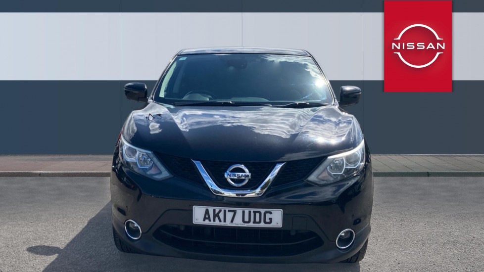 Nissan Qashqai 1.5 dCi N-Connecta 5dr Diesel Hatchback - Image 3