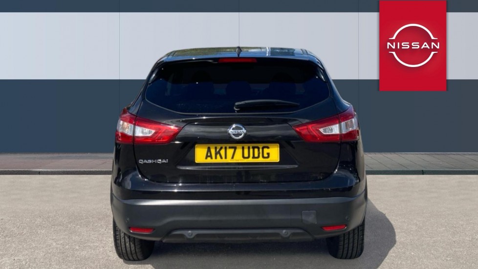 Nissan Qashqai 1.5 dCi N-Connecta 5dr Diesel Hatchback - Image 6