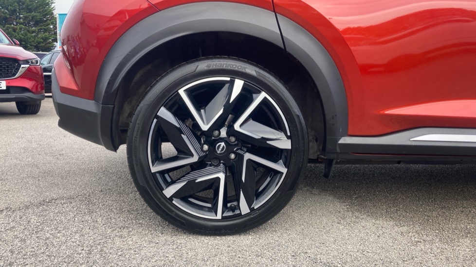 Nissan Juke 1.0 DiG-T Tekna+ 5dr DCT Petrol Hatchback - Image 7