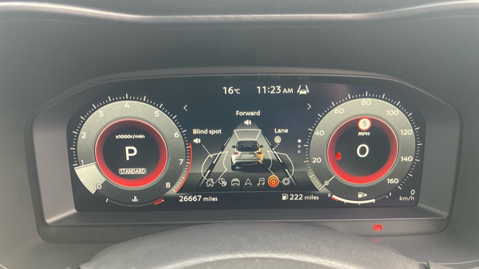 Nissan Juke 1.0 DiG-T Tekna+ 5dr DCT Petrol Hatchback - Image 32