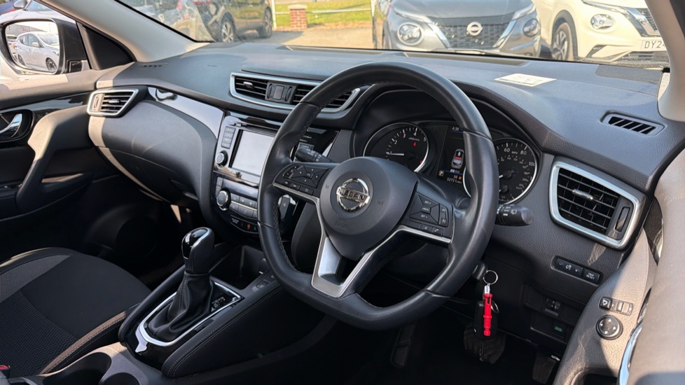 Nissan Qashqai 1.3 DiG-T 160 [157] Acenta Premium 5dr DCT Petrol Hatchback - Image 11