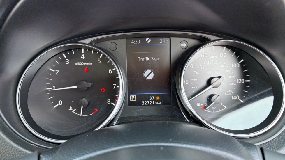 Nissan Qashqai 1.3 DiG-T 160 [157] Acenta Premium 5dr DCT Petrol Hatchback - Image 29