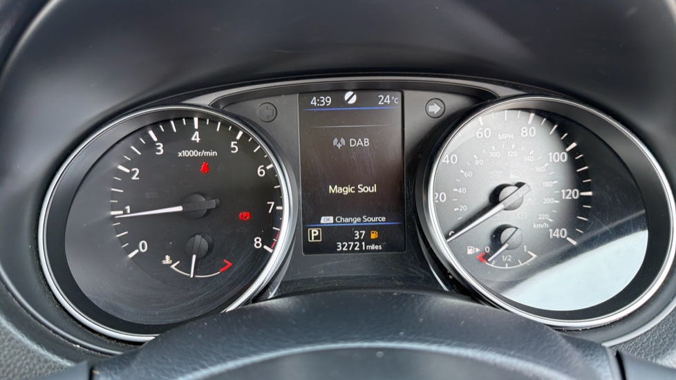 Nissan Qashqai 1.3 DiG-T 160 [157] Acenta Premium 5dr DCT Petrol Hatchback - Image 30