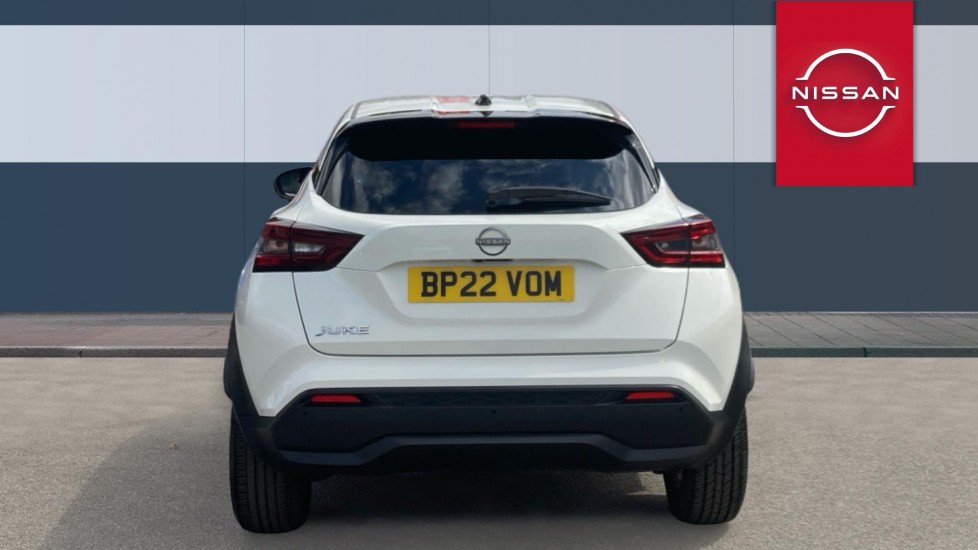 Nissan Juke 1.0 DiG-T 114 N-Connecta 5dr DCT Petrol Hatchback - Image 6