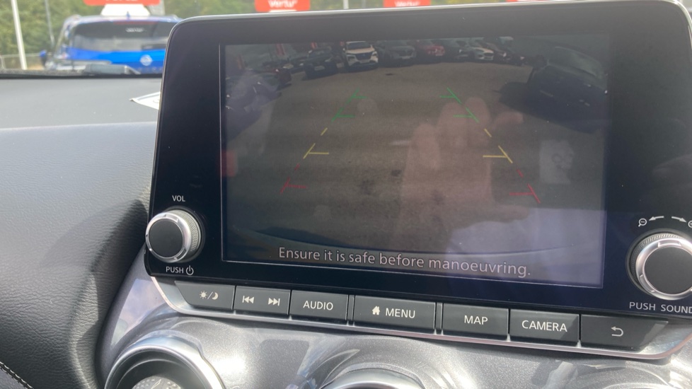 Nissan Juke 1.0 DiG-T 114 N-Connecta 5dr DCT Petrol Hatchback - Image 32