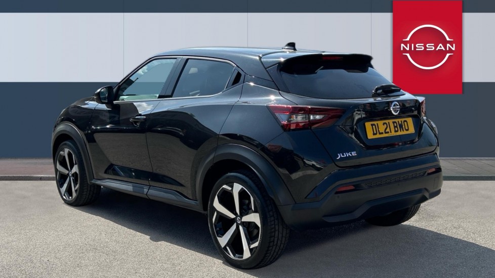 Nissan Juke 1.0 DiG-T 114 Tekna 5dr DCT Petrol Hatchback - Image 2