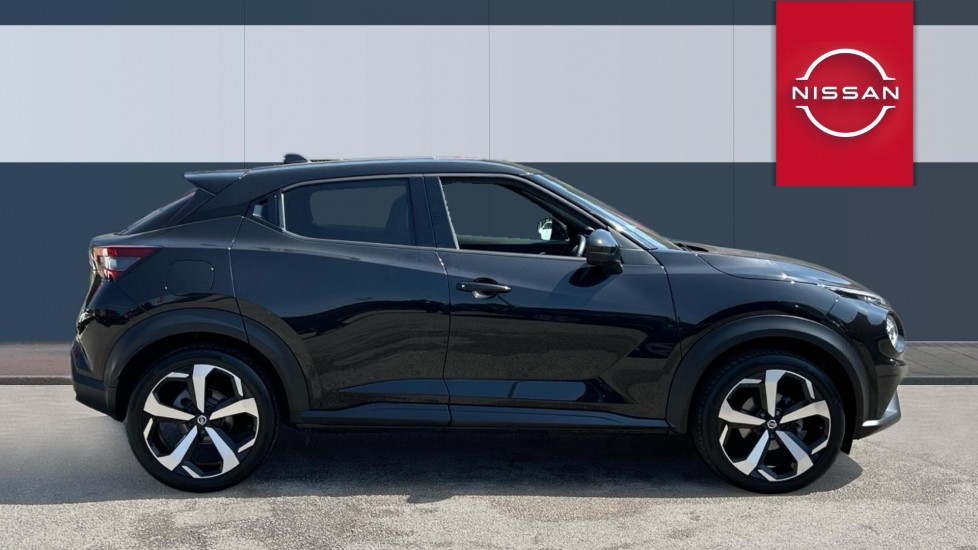 Nissan Juke 1.0 DiG-T 114 Tekna 5dr DCT Petrol Hatchback - Image 5