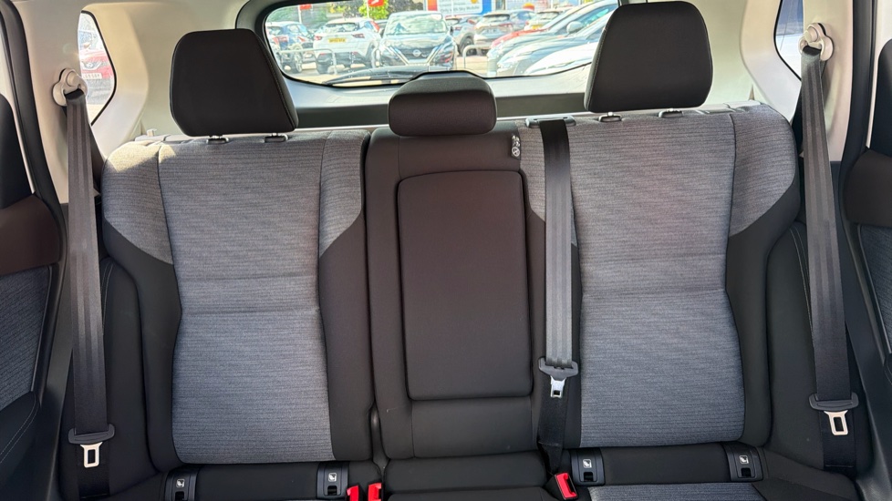 Nissan X-Trail 1.5 E-Power 204 N-Connecta 5dr Xtronic Hybrid Station Wagon - Image 15