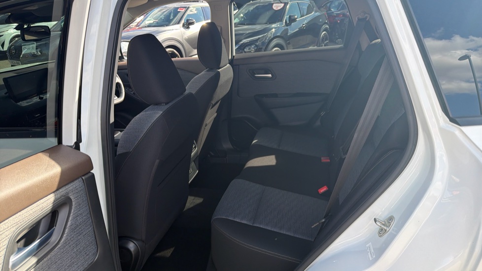 Nissan X-Trail 1.5 E-Power 204 N-Connecta 5dr Xtronic Hybrid Station Wagon - Image 16
