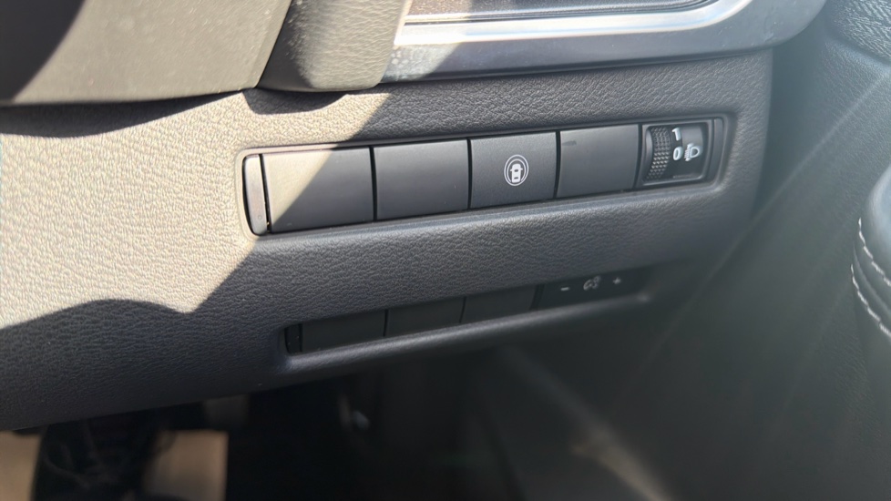 Nissan X-Trail 1.5 E-Power 204 N-Connecta 5dr Xtronic Hybrid Station Wagon - Image 26