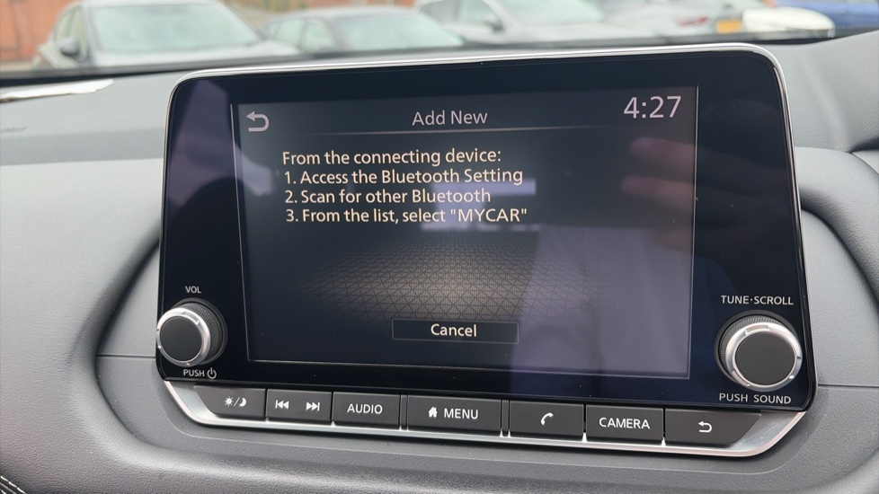 Nissan Qashqai 1.3 DiG-T MH Acenta Premium 5dr Petrol Hatchback - Image 27