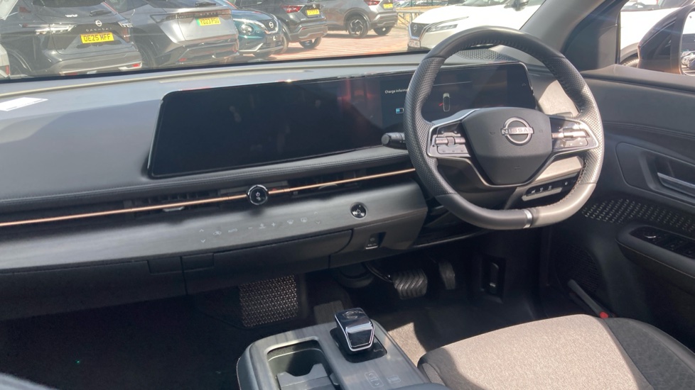 Nissan ARIYA 160kW Advance 63kWh 22kWCh 5dr Auto Electric Hatchback - Image 10