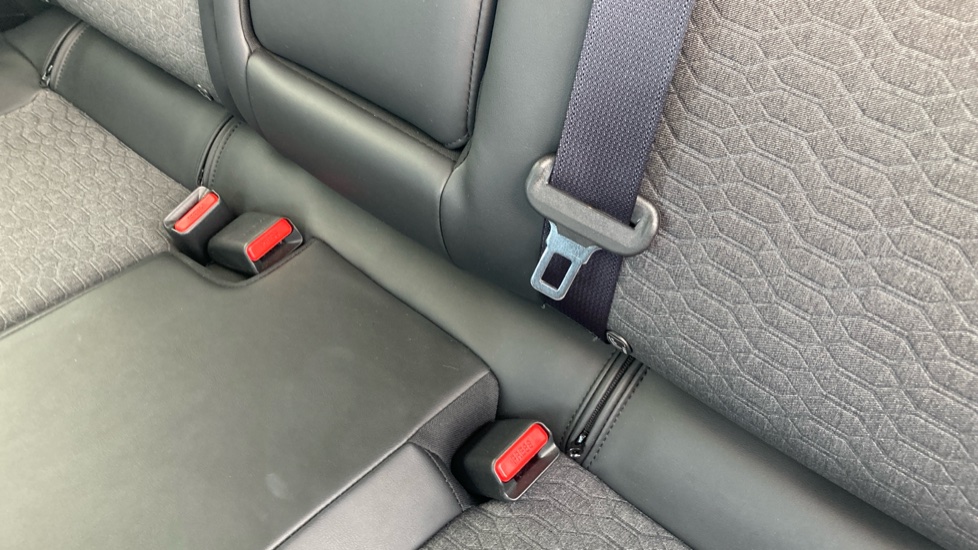 Nissan ARIYA 160kW Advance 63kWh 22kWCh 5dr Auto Electric Hatchback - Image 17