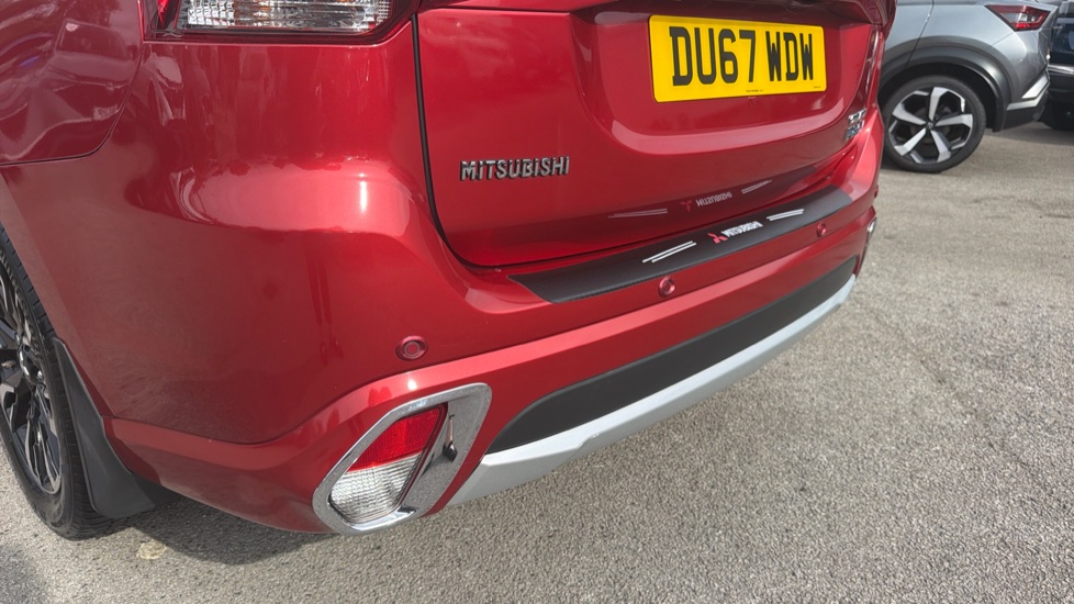 Mitsubishi Outlander 2.0 PHEV GX5hs 5dr Auto Estate - Image 26