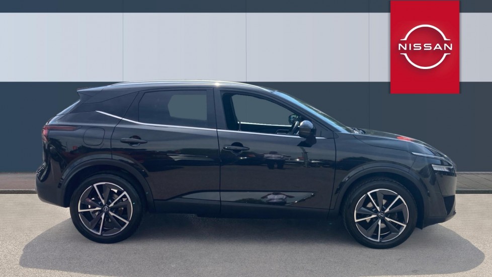 Nissan Qashqai 1.3 DiG-T MH Tekna 5dr Petrol Hatchback - Image 5