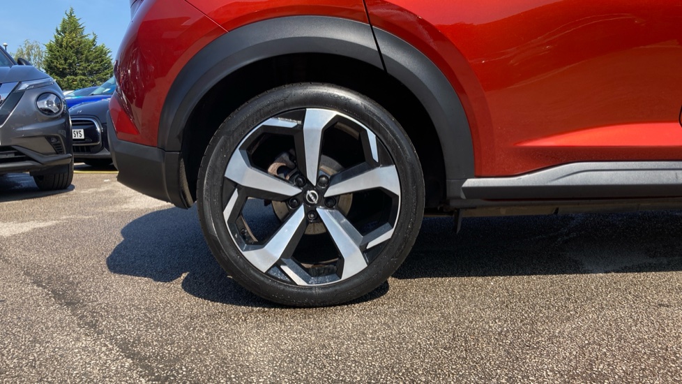 Nissan Juke 1.6 Hybrid Tekna 5dr Auto Hybrid Hatchback - Image 7