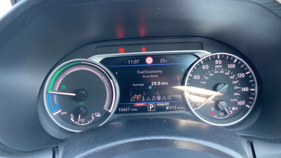 Nissan Juke 1.6 Hybrid Tekna 5dr Auto Hybrid Hatchback - Image 39