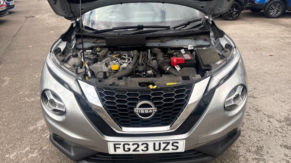 Nissan Juke 1.0 DiG-T 114 N-Connecta 5dr Petrol Hatchback - Image 8