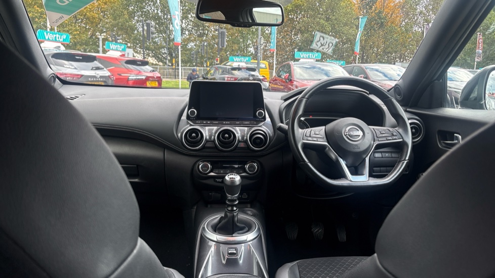 Nissan Juke 1.0 DiG-T 114 N-Connecta 5dr Petrol Hatchback - Image 10