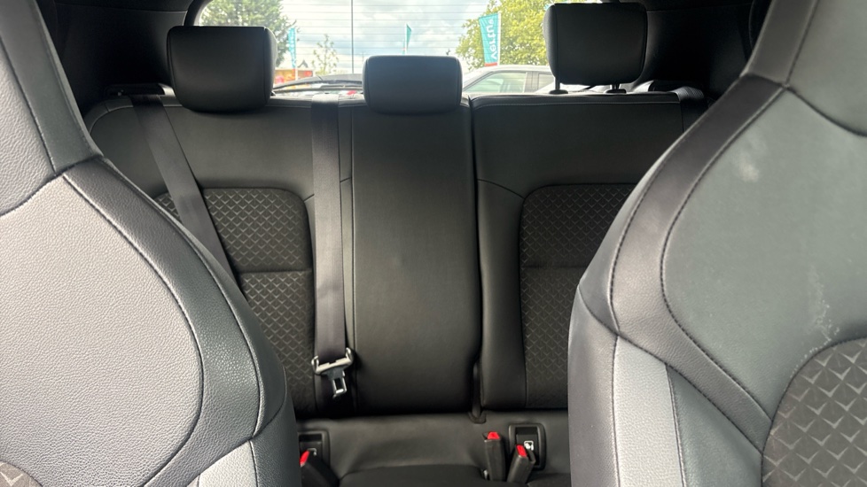 Nissan Juke 1.0 DiG-T 114 N-Connecta 5dr Petrol Hatchback - Image 15