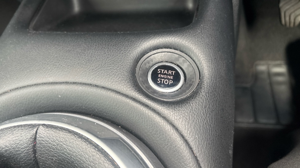 Nissan Juke 1.0 DiG-T 114 N-Connecta 5dr Petrol Hatchback - Image 23