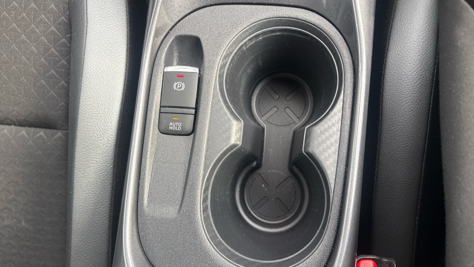 Nissan Juke 1.0 DiG-T 114 N-Connecta 5dr Petrol Hatchback - Image 26