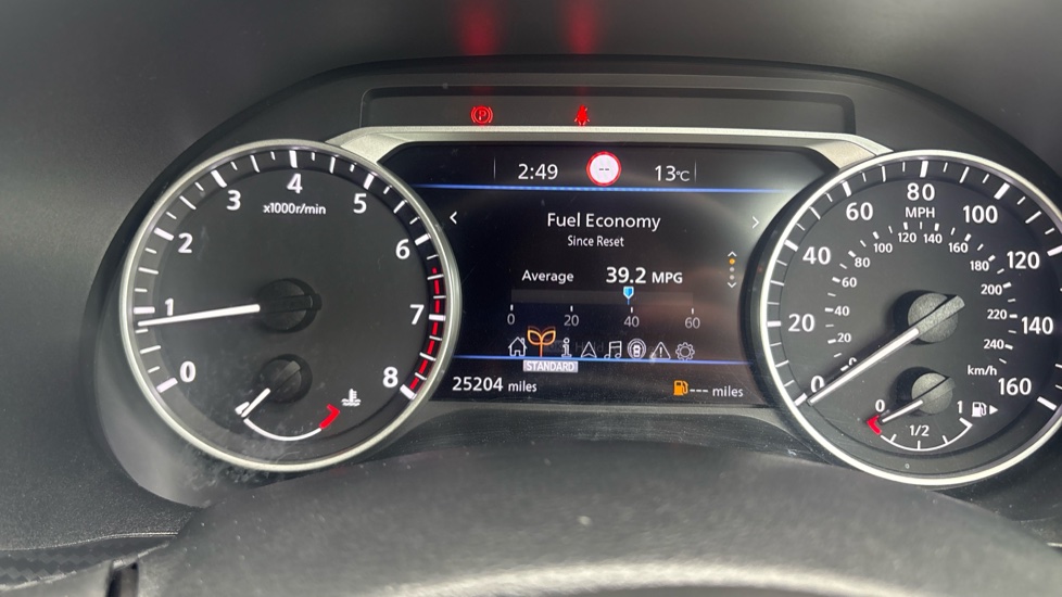 Nissan Juke 1.0 DiG-T 114 N-Connecta 5dr Petrol Hatchback - Image 27