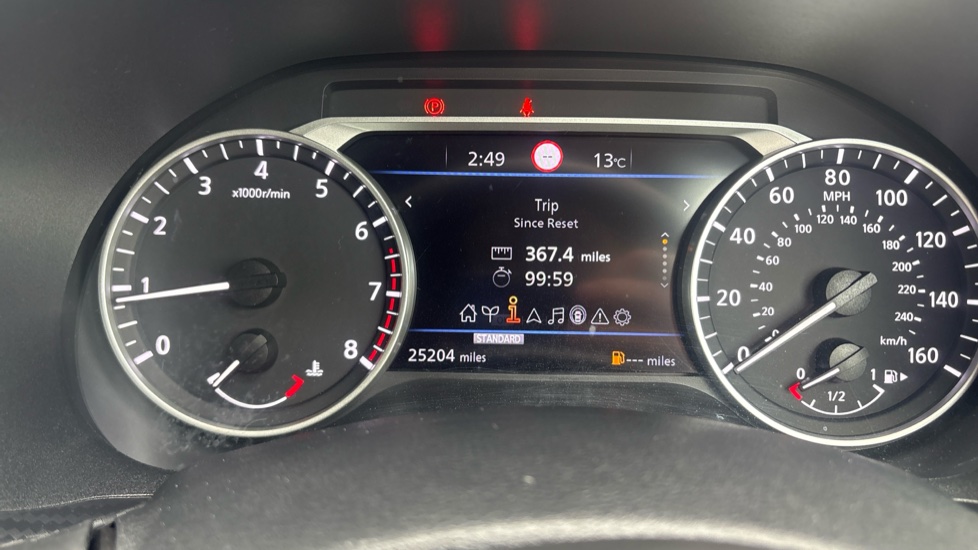 Nissan Juke 1.0 DiG-T 114 N-Connecta 5dr Petrol Hatchback - Image 28