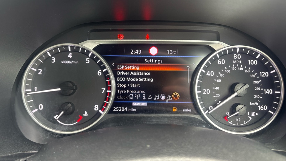 Nissan Juke 1.0 DiG-T 114 N-Connecta 5dr Petrol Hatchback - Image 33