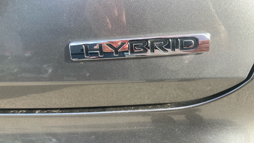 Nissan Juke 1.6 Hybrid N-Connecta 5dr Auto Hybrid Hatchback - Image 21