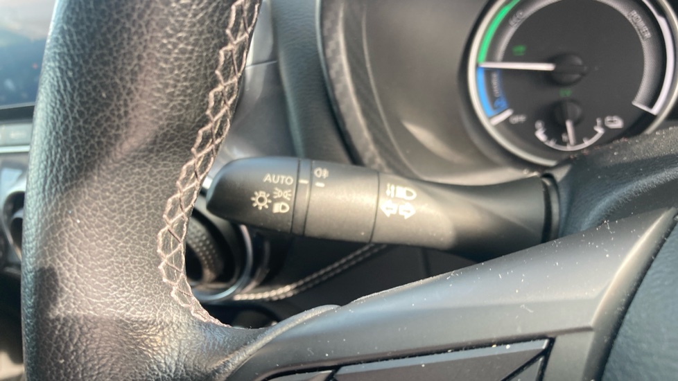 Nissan Juke 1.6 Hybrid N-Connecta 5dr Auto Hybrid Hatchback - Image 32