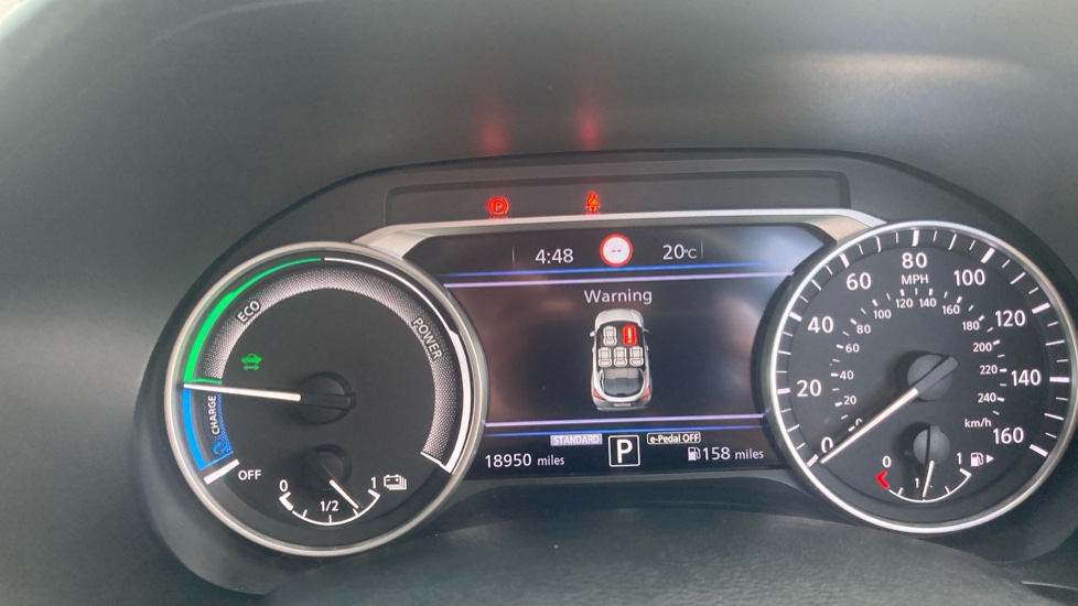 Nissan Juke 1.6 Hybrid N-Connecta 5dr Auto Hybrid Hatchback - Image 18