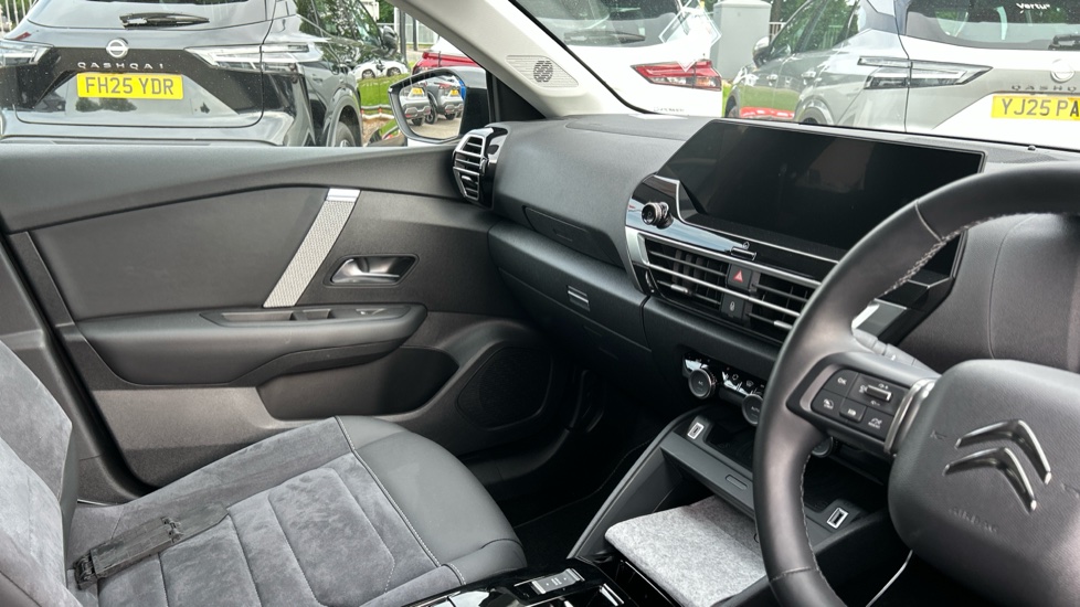 Citroen C4 100kW E-series 50kWh 5dr Auto Electric Hatchback - Image 14