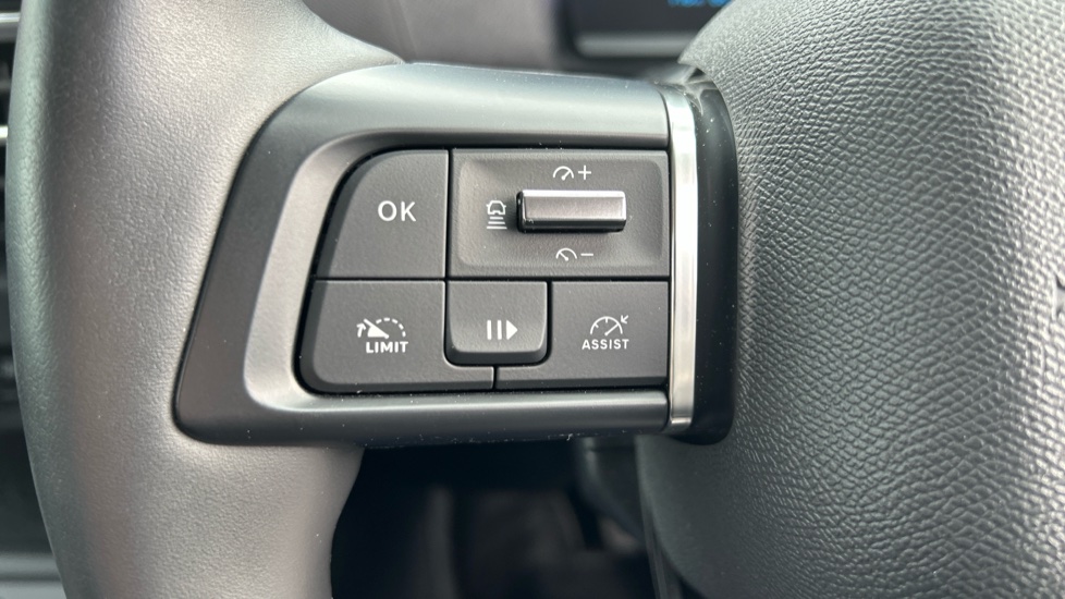 Citroen C4 100kW E-series 50kWh 5dr Auto Electric Hatchback - Image 27