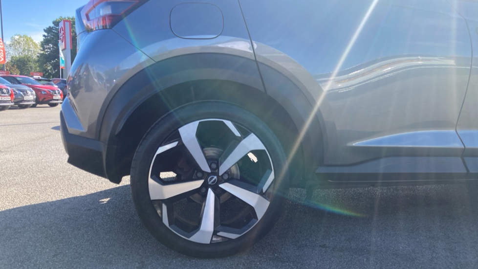 Nissan Juke 1.0 DiG-T 114 Tekna 5dr Petrol Hatchback - Image 7