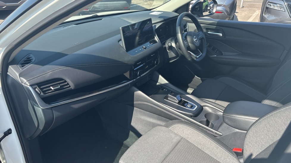 Nissan Qashqai 1.5 E-Power Kuro Edition 5dr Auto Hybrid Hatchback - Image 9