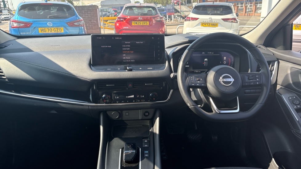 Nissan Qashqai 1.5 E-Power Kuro Edition 5dr Auto Hybrid Hatchback - Image 10