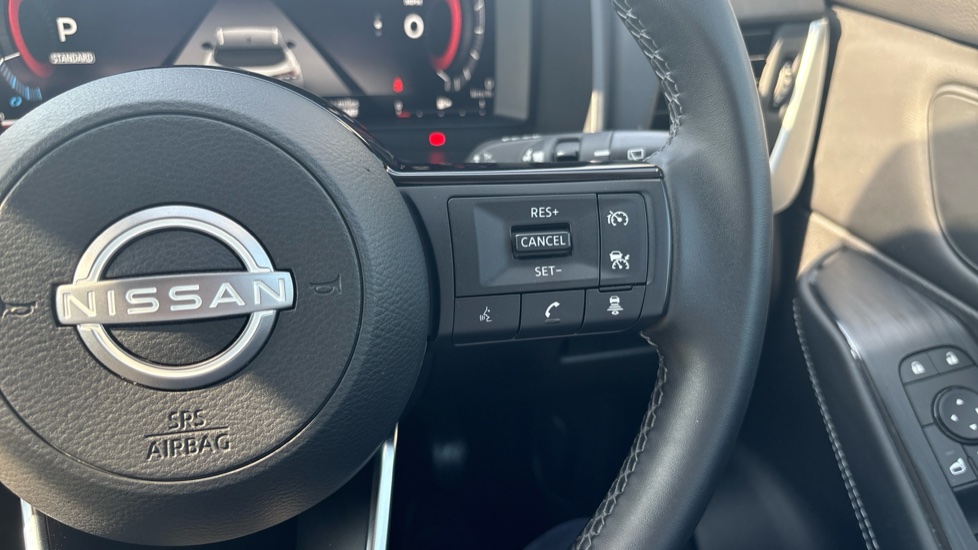 Nissan Qashqai 1.5 E-Power Kuro Edition 5dr Auto Hybrid Hatchback - Image 22