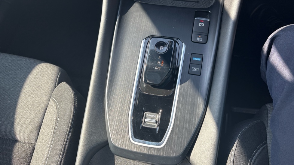 Nissan Qashqai 1.5 E-Power Kuro Edition 5dr Auto Hybrid Hatchback - Image 26