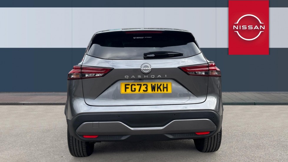 Nissan Qashqai 1.3 DiG-T MH N-Connecta 5dr Petrol Hatchback - Image 6
