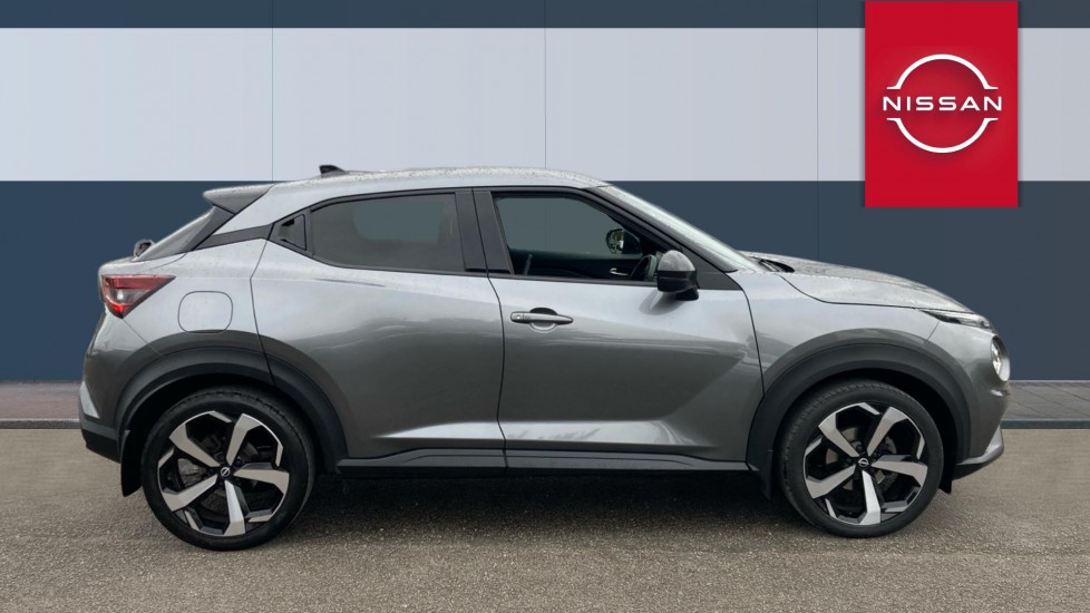 Nissan Juke 1.0 DiG-T 114 Tekna 5dr DCT Petrol Hatchback - Image 5