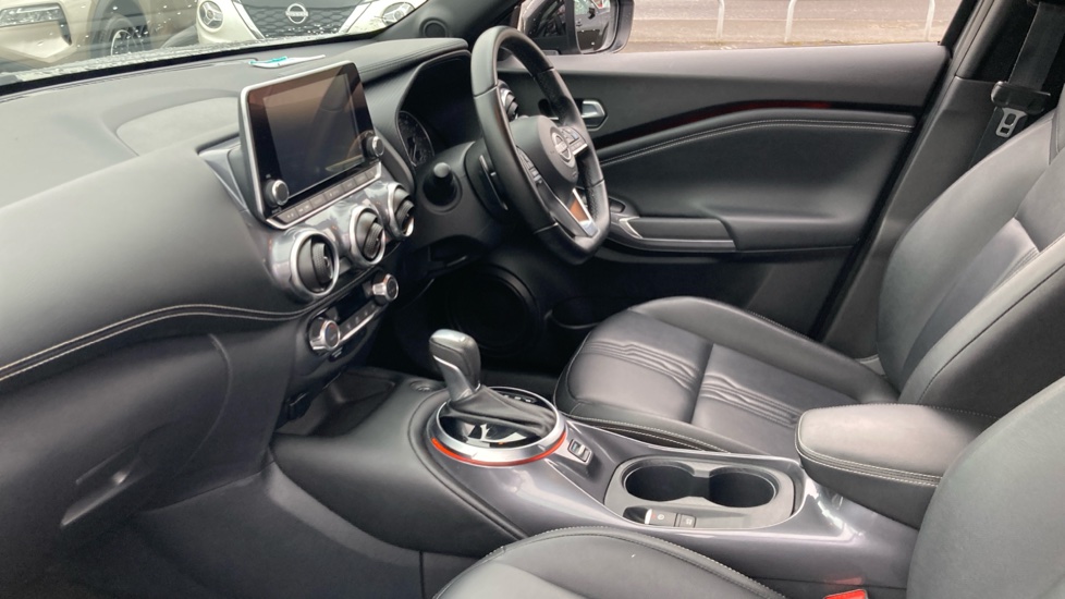 Nissan Juke 1.0 DiG-T 114 Tekna 5dr DCT Petrol Hatchback - Image 9