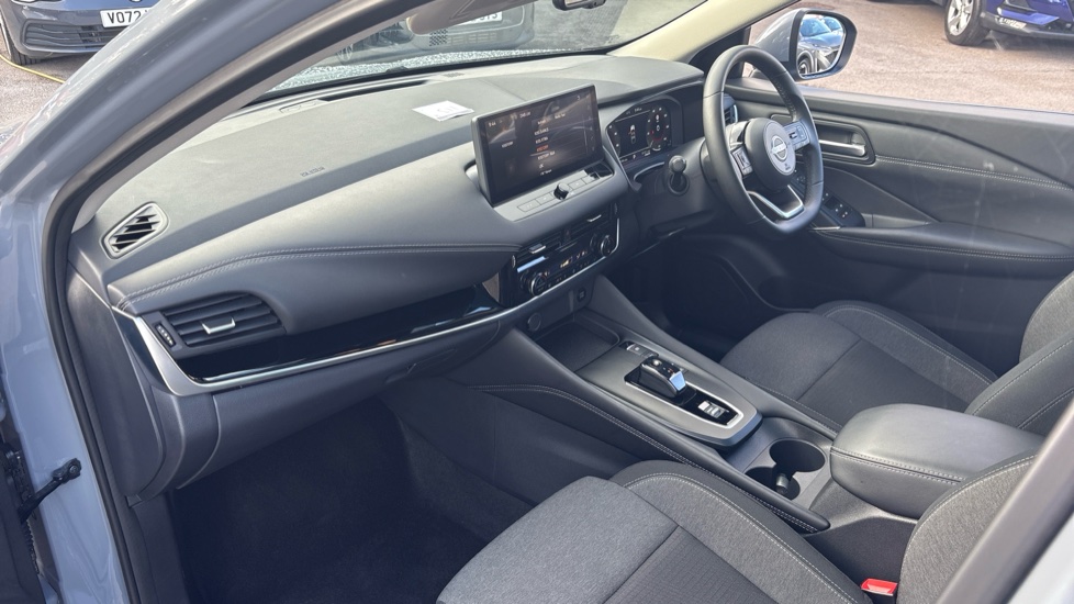 Nissan Qashqai 1.5 E-Power N-Connecta 5dr Auto Hybrid Hatchback - Image 9