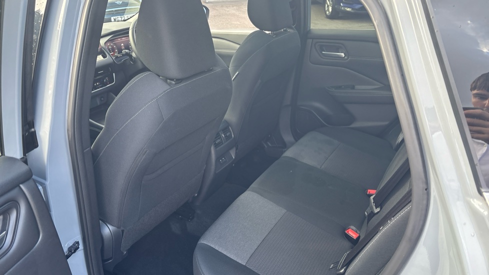 Nissan Qashqai 1.5 E-Power N-Connecta 5dr Auto Hybrid Hatchback - Image 16