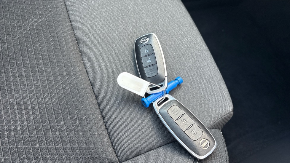 Nissan Qashqai 1.5 E-Power N-Connecta 5dr Auto Hybrid Hatchback - Image 20