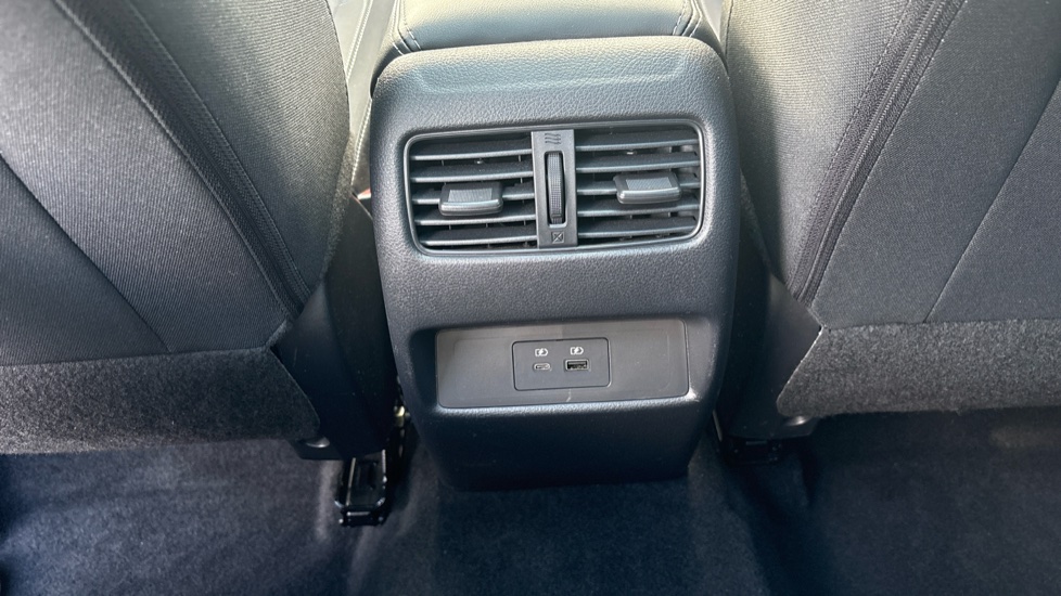 Nissan Qashqai 1.5 E-Power N-Connecta 5dr Auto Hybrid Hatchback - Image 31