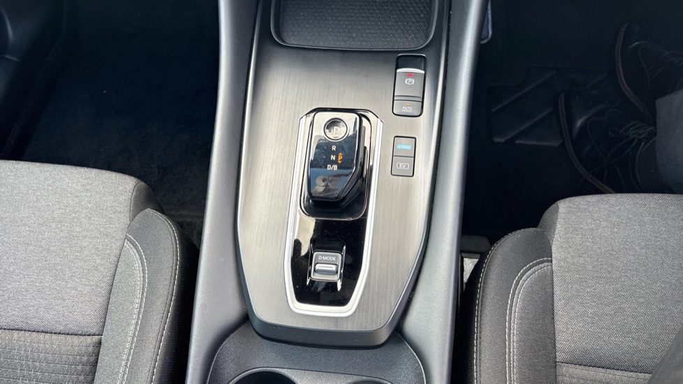 Nissan Qashqai 1.5 E-Power N-Connecta 5dr Auto Hybrid Hatchback - Image 45