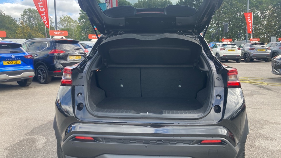 Nissan Juke 1.6 Hybrid N-Connecta 5dr Auto Hybrid Hatchback - Image 4