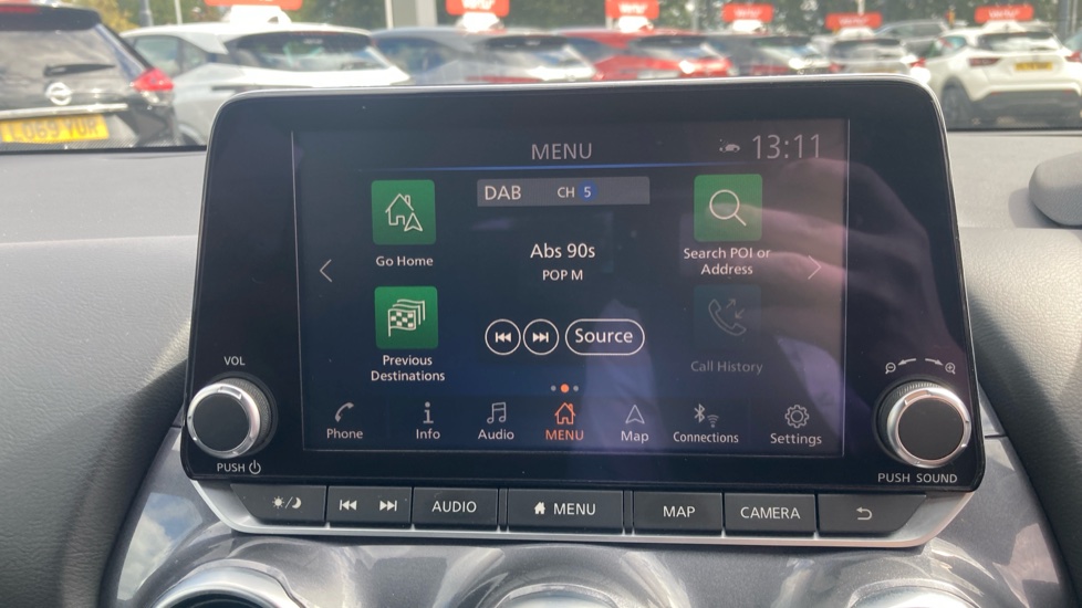 Nissan Juke 1.6 Hybrid N-Connecta 5dr Auto Hybrid Hatchback - Image 12